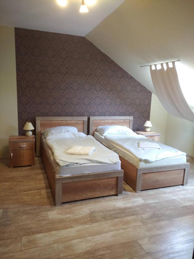 Verba Tanya Bed and Breakfast Kotaj Exterior foto